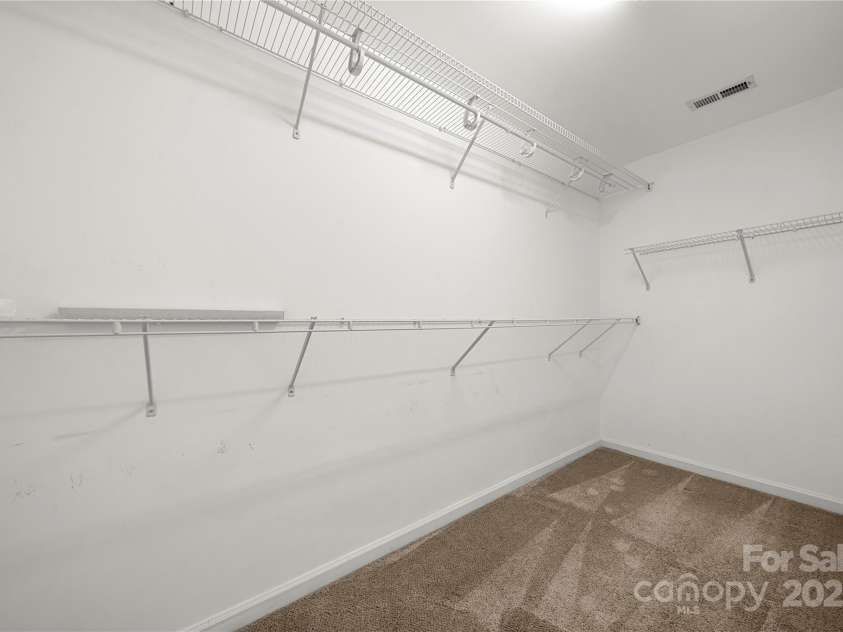 9545 Glenashley Drive, Cornelius, NC 28031.  MLS# CAR4290024, YatesRealty ID 34042. 