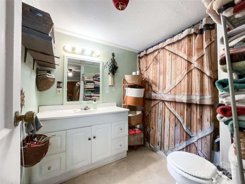 17837 Porter Hill Road, Norwood, NC 28128.  MLS# CAR4294691, YatesRealty ID 34043. 