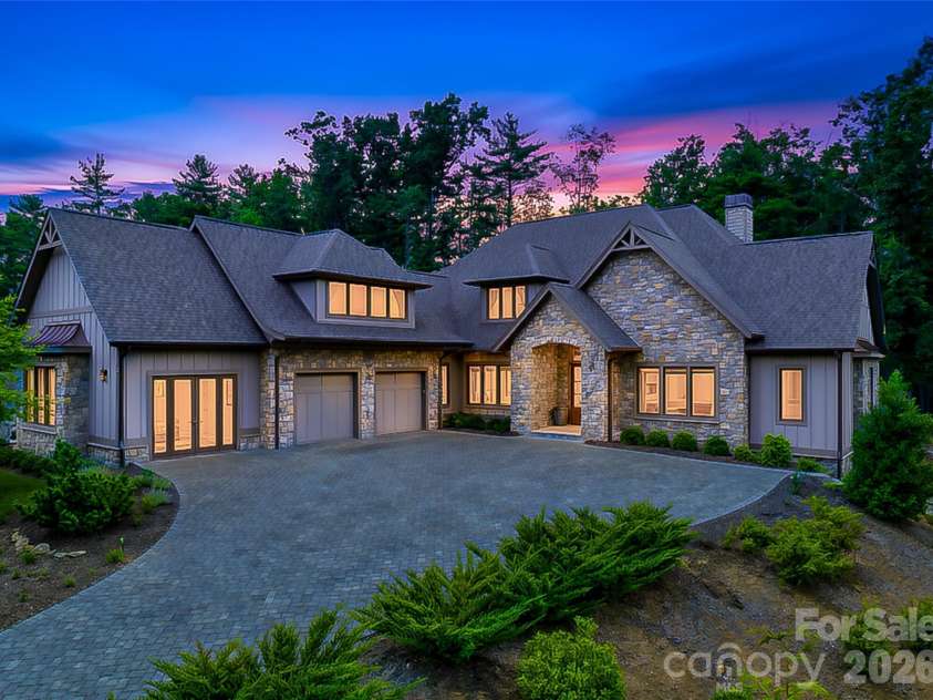 85 Powder Creek Trail, Arden, NC 28704.  MLS# CAR4396347, YatesRealty ID 34044. 