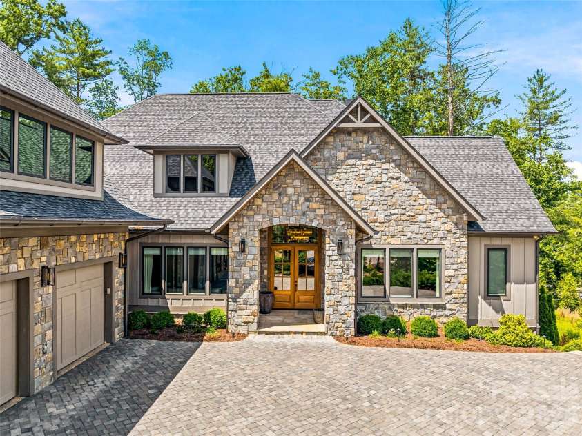 85 Powder Creek Trail, Arden, NC 28704.  MLS# CAR4396347, YatesRealty ID 34044. 