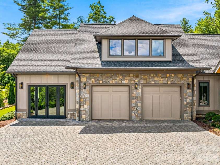 85 Powder Creek Trail, Arden, NC 28704.  MLS# CAR4396347, YatesRealty ID 34044. 