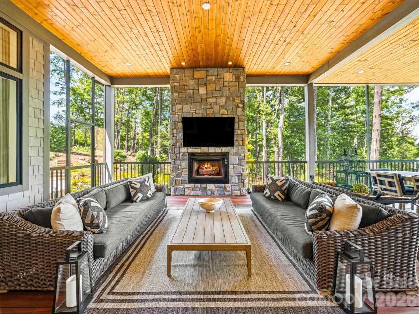 85 Powder Creek Trail, Arden, NC 28704.  MLS# CAR4396347, YatesRealty ID 34044. 