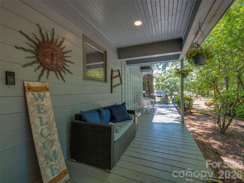 140 Joanda Farm Road, Mooresboro, NC 28114.  MLS# CAR4396164, YatesRealty ID 34045. 