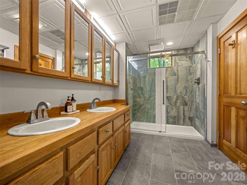 140 Joanda Farm Road, Mooresboro, NC 28114.  MLS# CAR4396164, YatesRealty ID 34045. 
