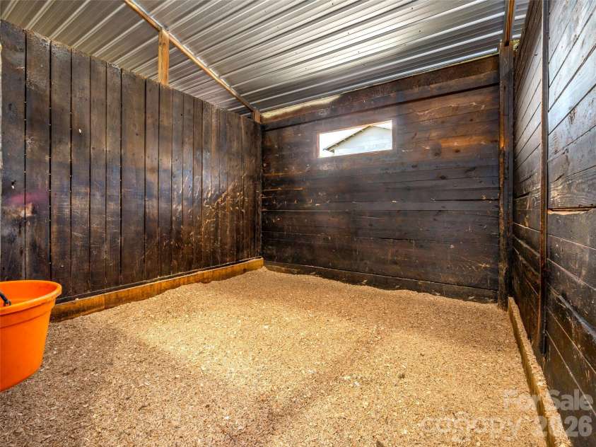 140 Joanda Farm Road, Mooresboro, NC 28114.  MLS# CAR4396164, YatesRealty ID 34045. 
