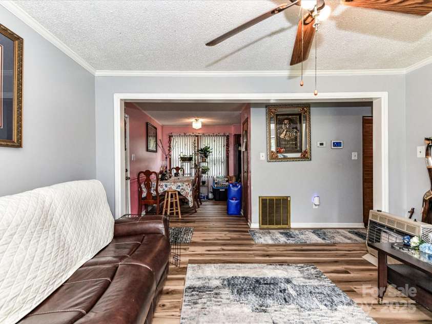 1408 Meadow Avenue, Kannapolis, NC 28083.  MLS# CAR4294297, YatesRealty ID 34045. 