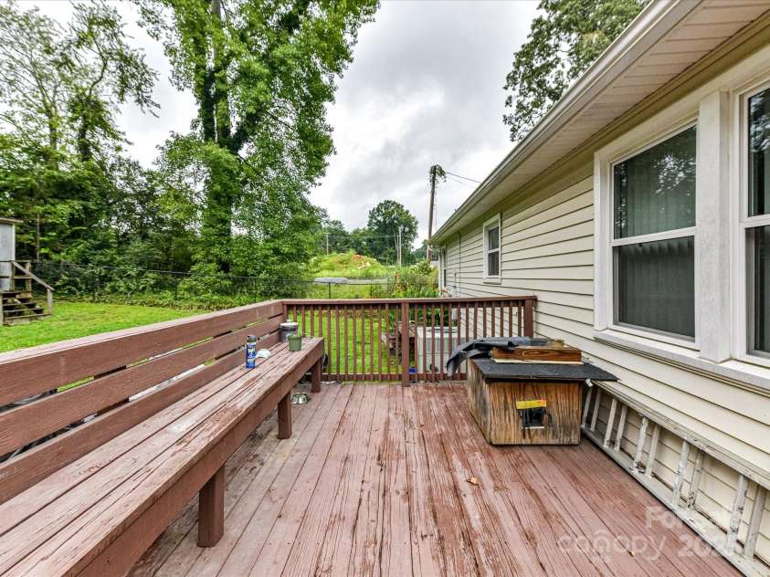 1408 Meadow Avenue, Kannapolis, NC 28083.  MLS# CAR4294297, YatesRealty ID 34045. 