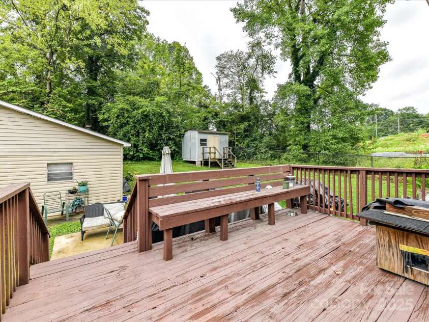 1408 Meadow Avenue, Kannapolis, NC 28083.  MLS# CAR4294297, YatesRealty ID 34045. 