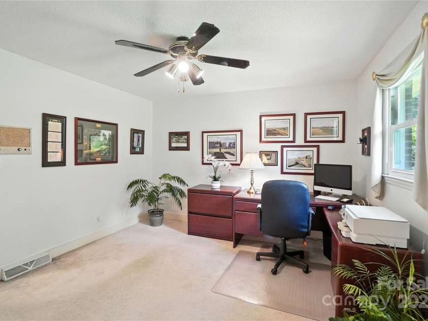 2111 Linalda Court, Charlotte, NC 28214.  MLS# CAR4289878, YatesRealty ID 34046. 