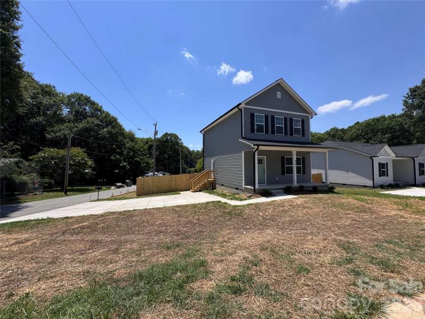 401 Firestone Street, Gastonia, NC 28052.  MLS# CAR4397198, YatesRealty ID 34046. 