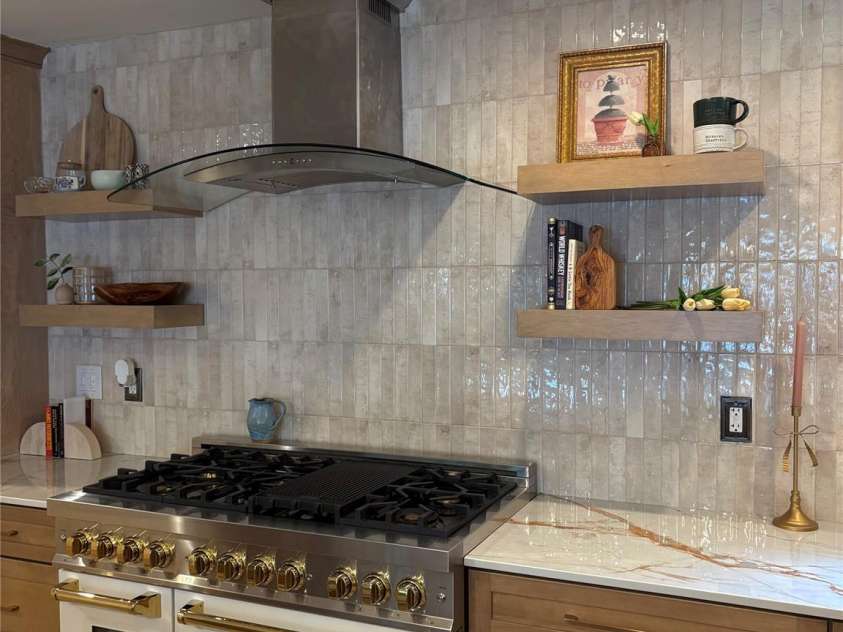 3116 Sunset Road, Charlotte, NC 28216.  MLS# CAR4287653, YatesRealty ID 34047. 