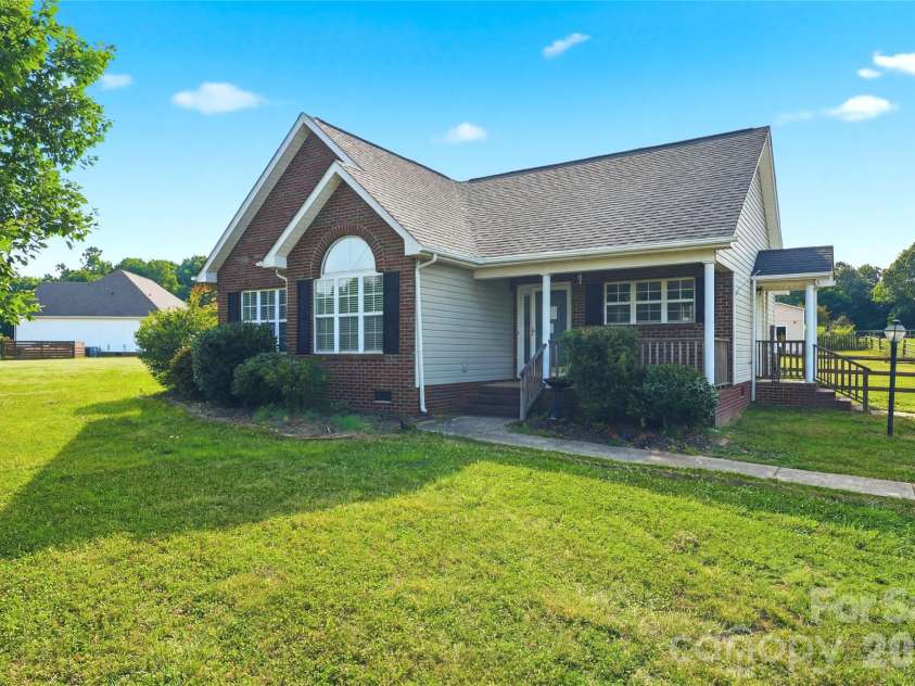4705 Ceria Drive, Monroe, NC 28112.  MLS# CAR4398109, YatesRealty ID 34048. Front of the House