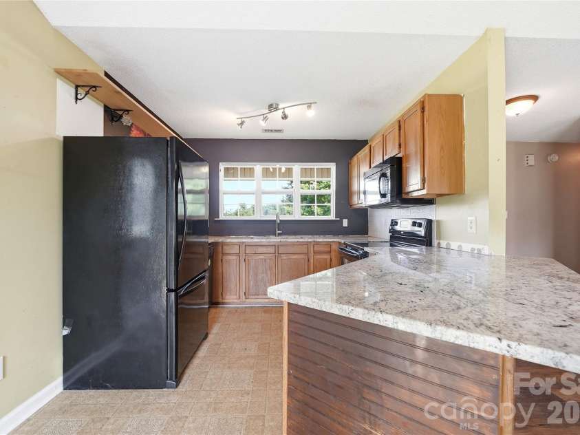 4705 Ceria Drive, Monroe, NC 28112.  MLS# CAR4398109, YatesRealty ID 34048. Kitchen