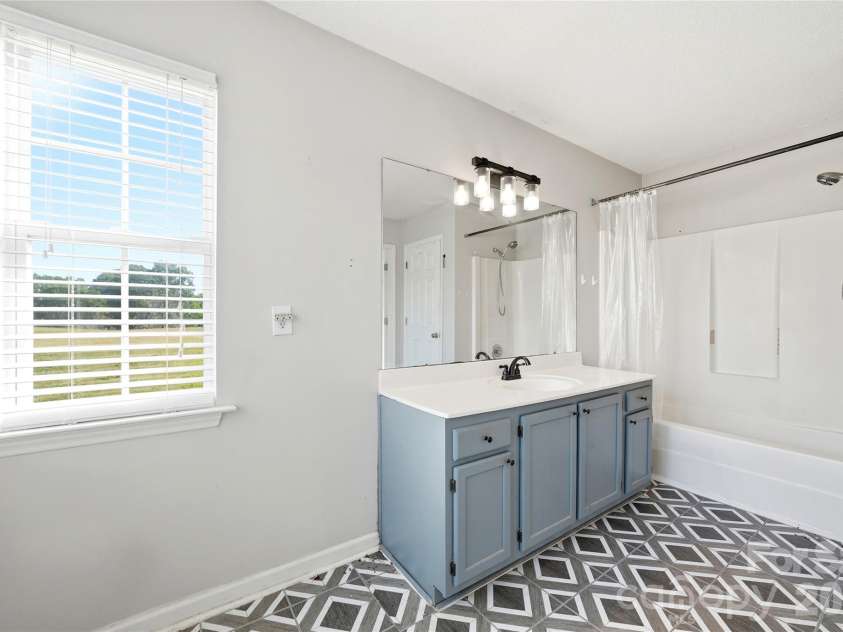 4705 Ceria Drive, Monroe, NC 28112.  MLS# CAR4398109, YatesRealty ID 34048. Primary Full Bath