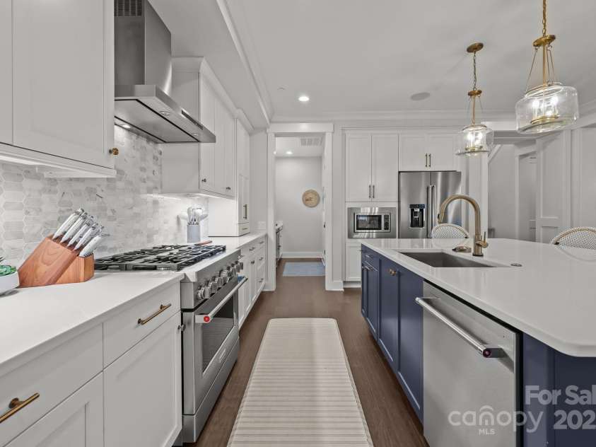 9512 Pacing Lane, Concord, NC 28027.  MLS# CAR4282230, YatesRealty ID 34048. 