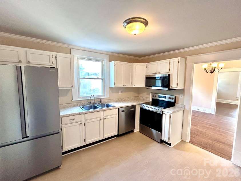 205 Elm Street, Salisbury, NC 28144.  MLS# CAR4398689, YatesRealty ID 34049. 