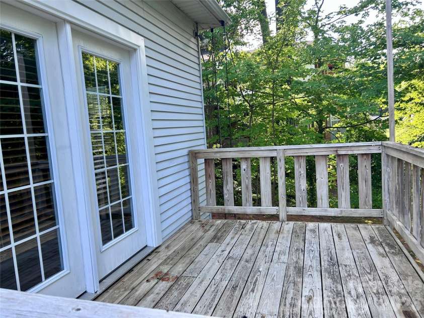 205 Elm Street, Salisbury, NC 28144.  MLS# CAR4398689, YatesRealty ID 34049. 