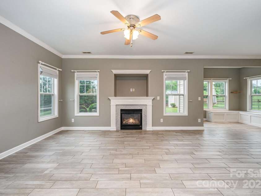 4368 Tucker Chase Drive, Midland, NC 28107.  MLS# CAR4288845, YatesRealty ID 34049. 