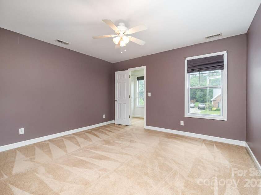 4368 Tucker Chase Drive, Midland, NC 28107.  MLS# CAR4288845, YatesRealty ID 34049. 