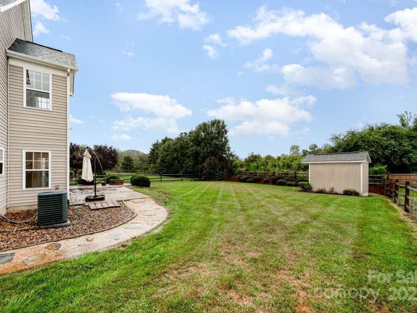 4368 Tucker Chase Drive, Midland, NC 28107.  MLS# CAR4288845, YatesRealty ID 34049. 