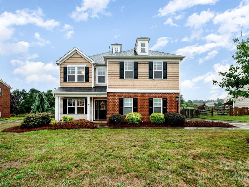 4368 Tucker Chase Drive, Midland, NC 28107.  MLS# CAR4288845, YatesRealty ID 34049. 