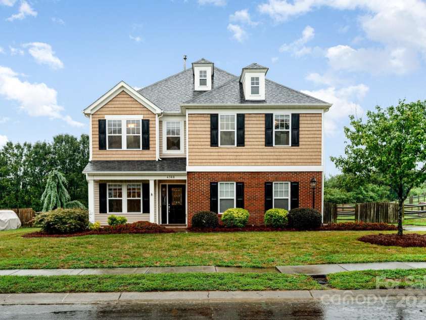 4368 Tucker Chase Drive, Midland, NC 28107.  MLS# CAR4288845, YatesRealty ID 34049. 
