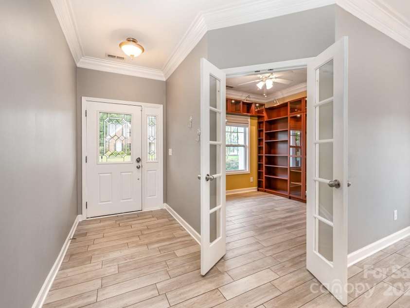 4368 Tucker Chase Drive, Midland, NC 28107.  MLS# CAR4288845, YatesRealty ID 34049. 