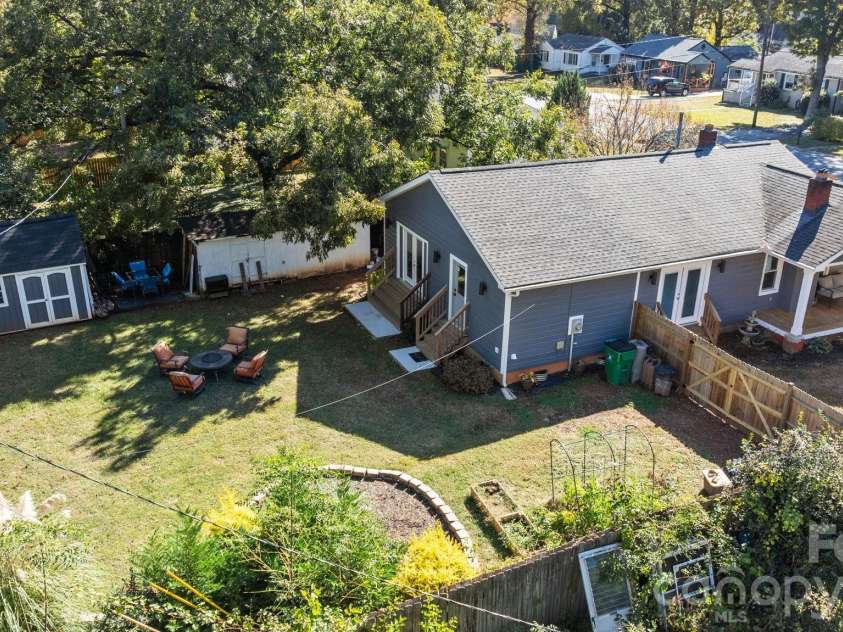 1501 Herrin Avenue, Charlotte, NC 28205.  MLS# CAR4318166, YatesRealty ID 3405. 