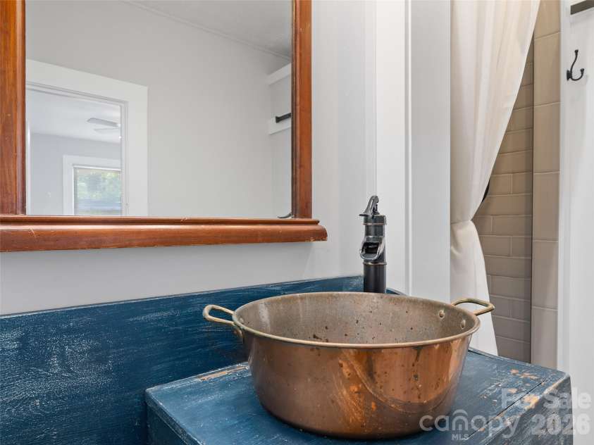 15 Craig Circle, Asheville, NC 28805.  MLS# CAR4395513, YatesRealty ID 34050. Custom copper bowl sink
