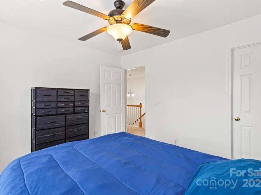 11649 Coddington Ridge Drive, Charlotte, NC 28214.  MLS# CAR4278753, YatesRealty ID 34051. 