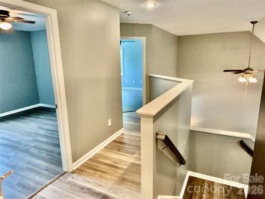 229 17th Avenue, Hickory, NC 28602.  MLS# CAR4396861, YatesRealty ID 34051. Upstairs Hall