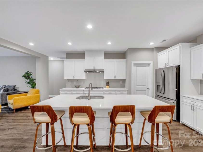 172 Caversham Drive, Mooresville, NC 28115.  MLS# CAR4287322, YatesRealty ID 34052. 