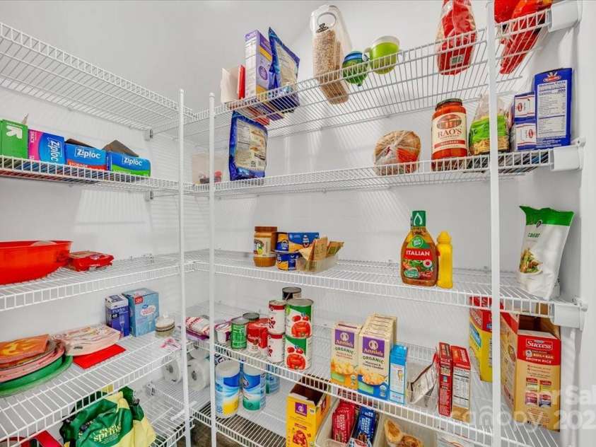 172 Caversham Drive, Mooresville, NC 28115.  MLS# CAR4287322, YatesRealty ID 34052. 