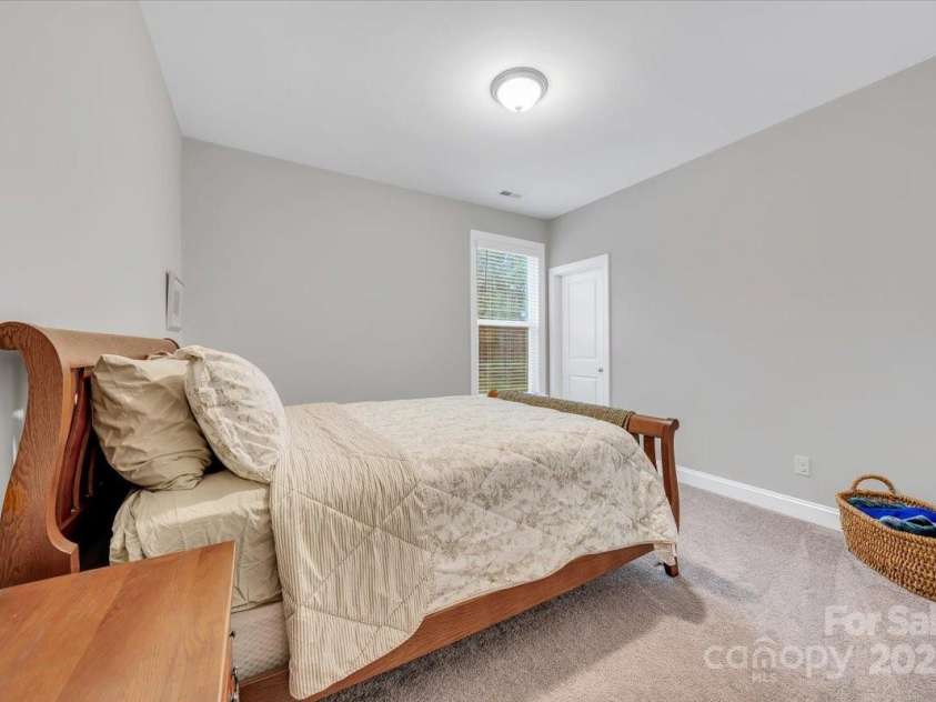 172 Caversham Drive, Mooresville, NC 28115.  MLS# CAR4287322, YatesRealty ID 34052. 