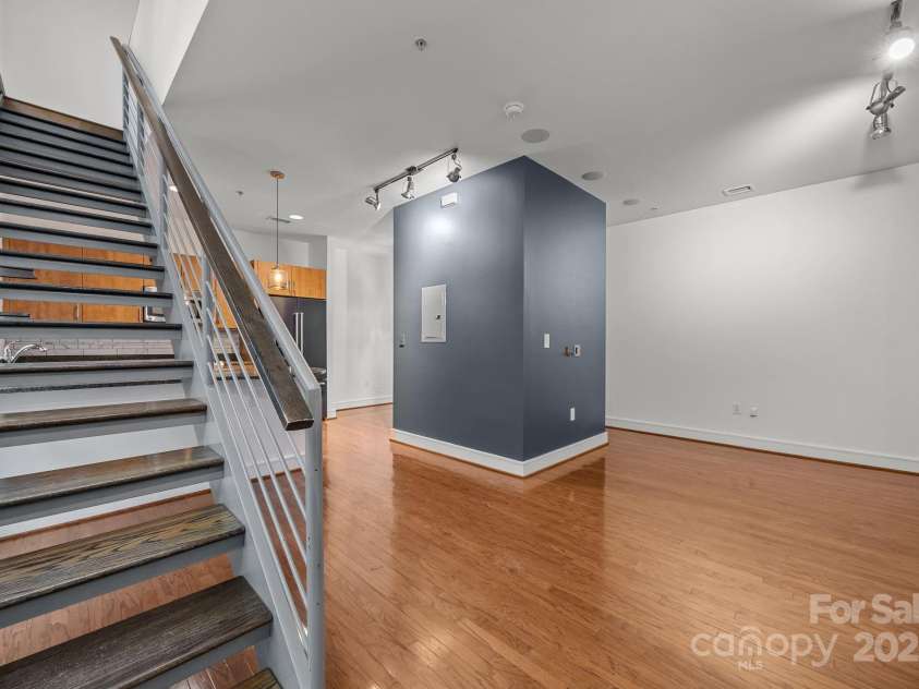 226 Magnolia Avenue, Charlotte, NC 28203.  MLS# CAR4291982, YatesRealty ID 34053. 