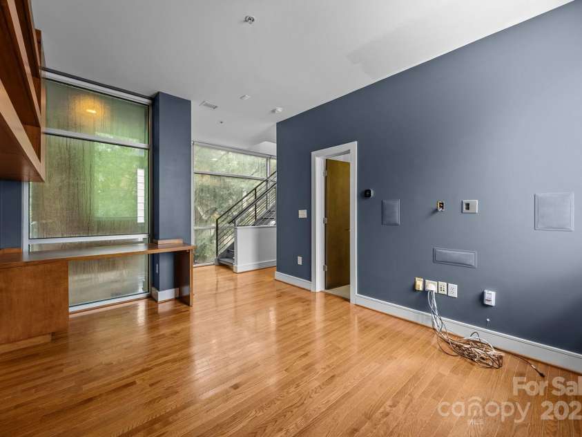 226 Magnolia Avenue, Charlotte, NC 28203.  MLS# CAR4291982, YatesRealty ID 34053. 