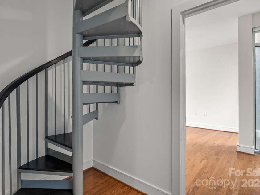 226 Magnolia Avenue, Charlotte, NC 28203.  MLS# CAR4291982, YatesRealty ID 34053. 