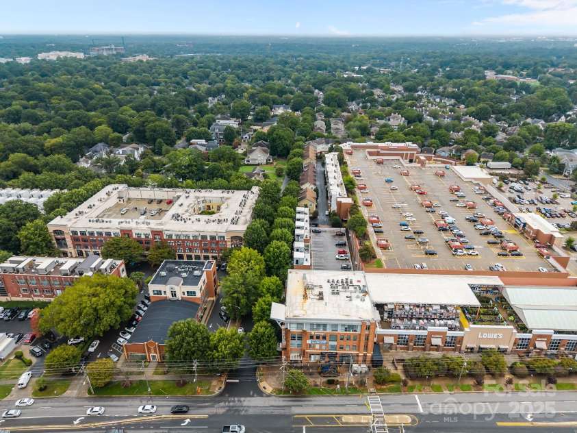 226 Magnolia Avenue, Charlotte, NC 28203.  MLS# CAR4291982, YatesRealty ID 34053. 