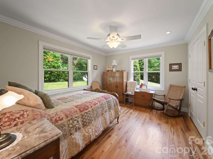 195 Oak Lane, Mars Hill, NC 28754.  MLS# CAR4394018, YatesRealty ID 34054. 2nd bedroom with queen bed