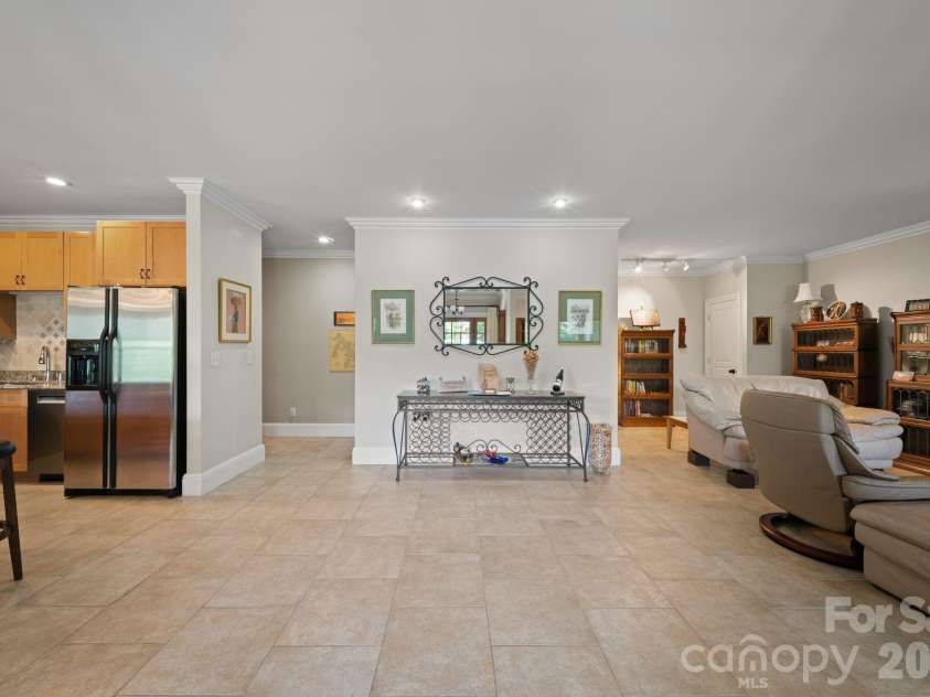 195 Oak Lane, Mars Hill, NC 28754.  MLS# CAR4394018, YatesRealty ID 34054. Open floorplan between kitchen/dining and living room