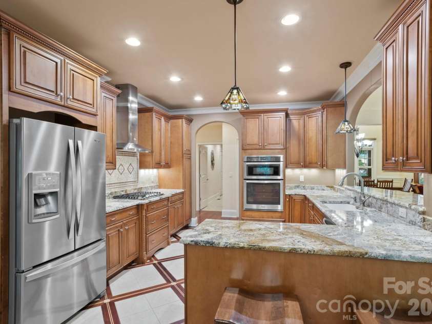 132 Pinnacle Peak Lane, Flat Rock, NC 28731.  MLS# CAR4398546, YatesRealty ID 34056. 