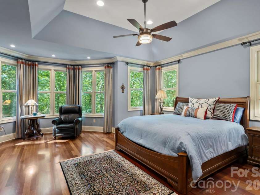 132 Pinnacle Peak Lane, Flat Rock, NC 28731.  MLS# CAR4398546, YatesRealty ID 34056. 