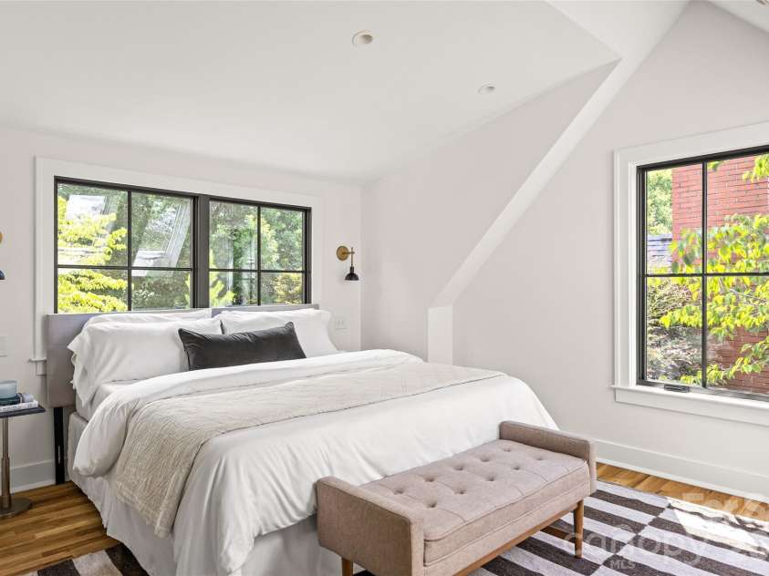 2509 Belvedere Avenue, Charlotte, NC 28205.  MLS# CAR4396989, YatesRealty ID 34057. 