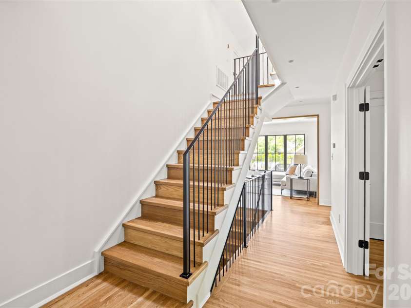 2509 Belvedere Avenue, Charlotte, NC 28205.  MLS# CAR4396989, YatesRealty ID 34057. 
