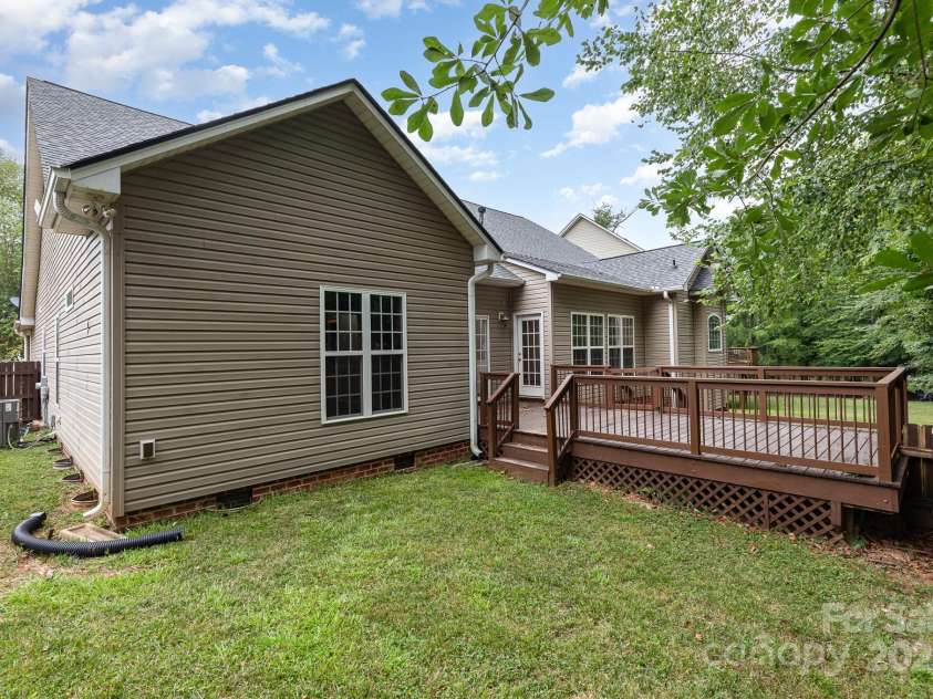 7508 Turkey Trot Drive, Stanley, NC 28164.  MLS# CAR4284703, YatesRealty ID 34058. 