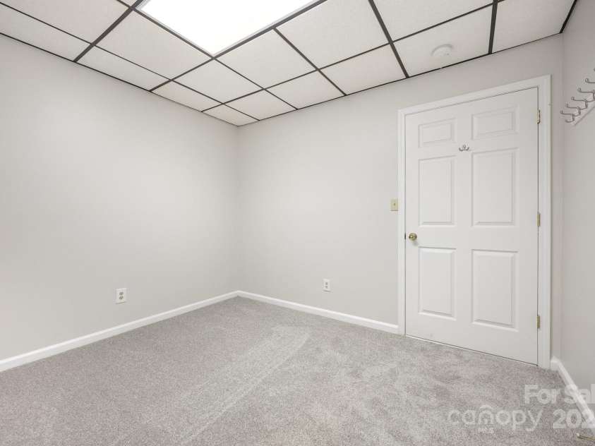 115 Trails End Lane, New London, NC 28127.  MLS# CAR4281214, YatesRealty ID 34059. 
