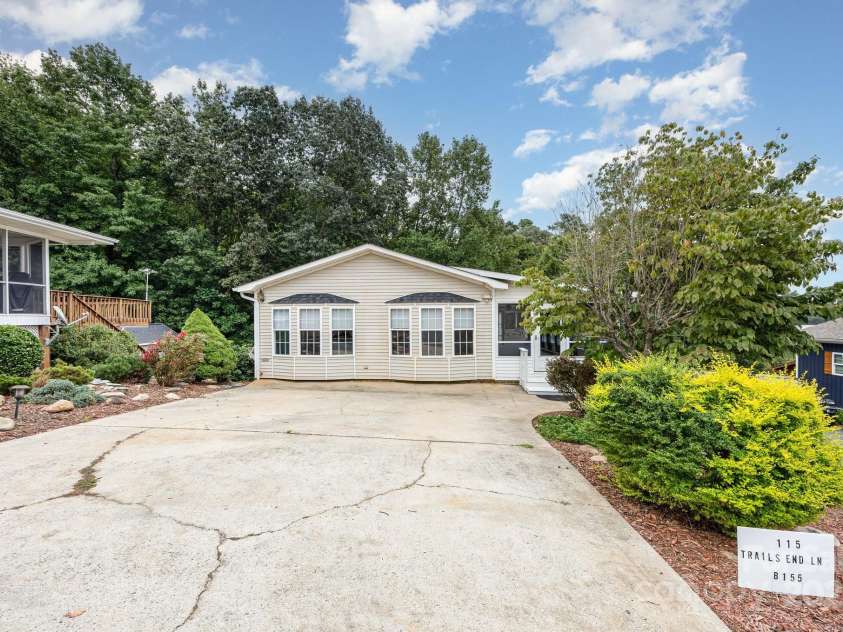 115 Trails End Lane, New London, NC 28127.  MLS# CAR4281214, YatesRealty ID 34059. 