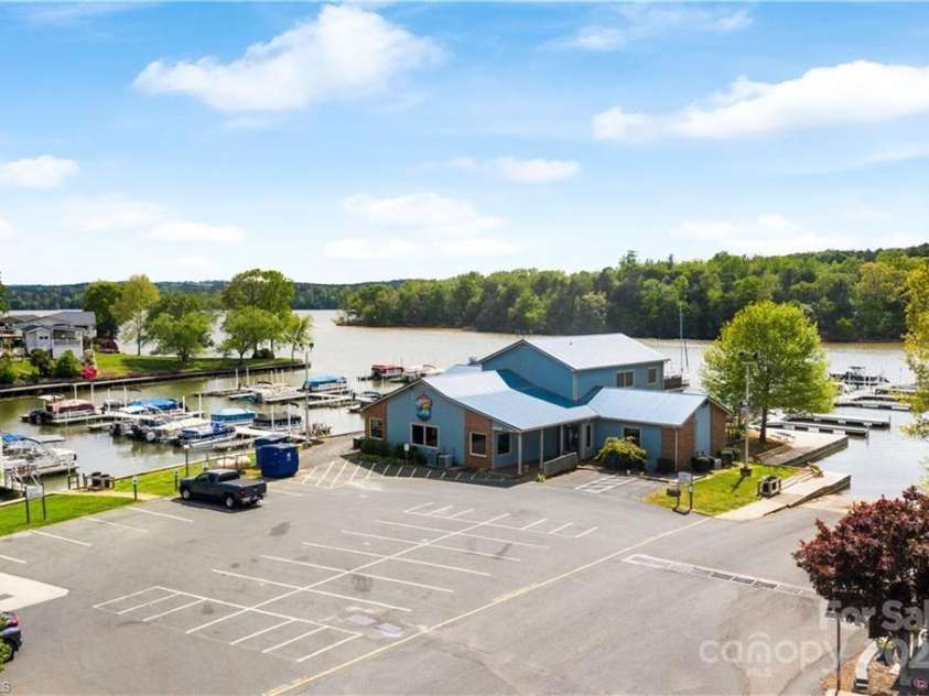 115 Trails End Lane, New London, NC 28127.  MLS# CAR4281214, YatesRealty ID 34059. Community Restaurant