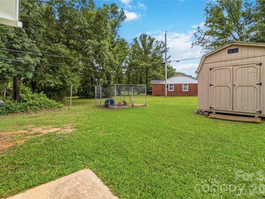 978 Southland Drive, Rock Hill, SC 29730.  MLS# CAR4390104, YatesRealty ID 34059. 