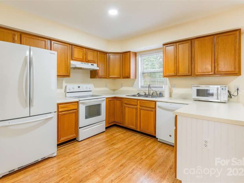 1461 Flintwood Drive, Rock Hill, SC 29732.  MLS# CAR4222230, YatesRealty ID 3406. 